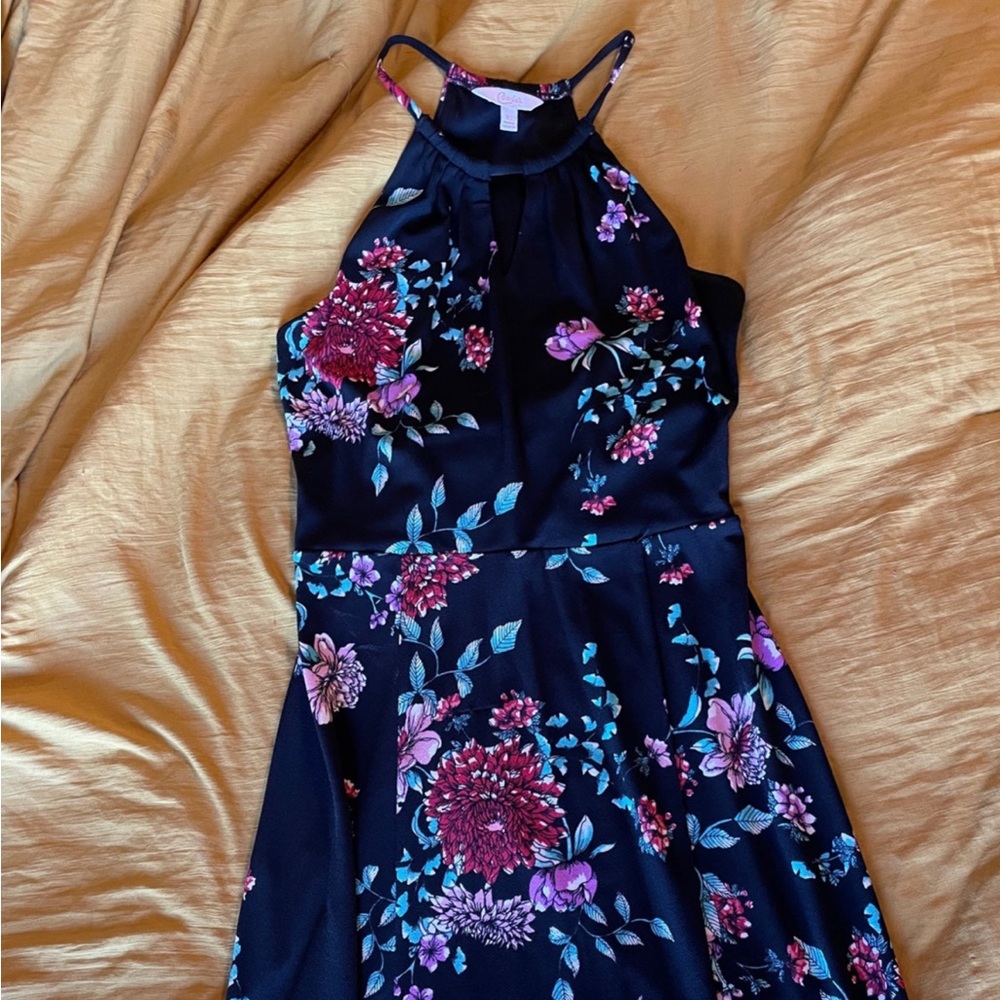 Candie’s halter neck maxi dress with keyhole